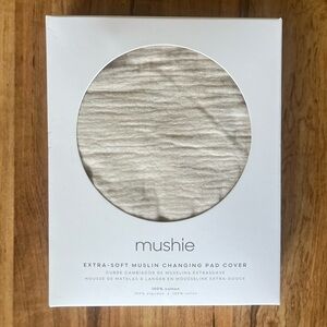 NWT Mushie Extra Soft Muslin Changing Pad Cover